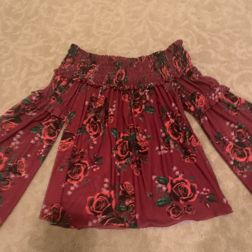 ALTAR’D STATE- Burgundy Rose Top